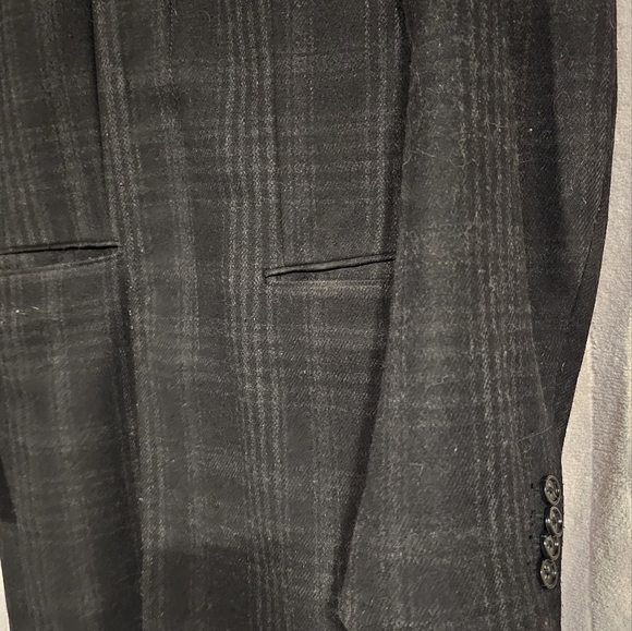 Banana Republic - Picture 5 of 7